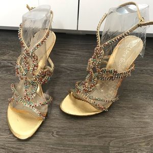 2LipsToo Gold Gladiator Crystal Dress TStrap Shoe